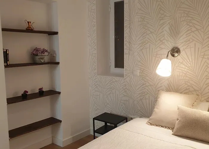 Azabache Apartment *